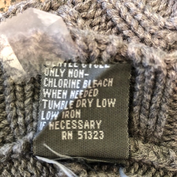 Reaction gray T neck sleeveless tunic sweater - Picture 6 of 6